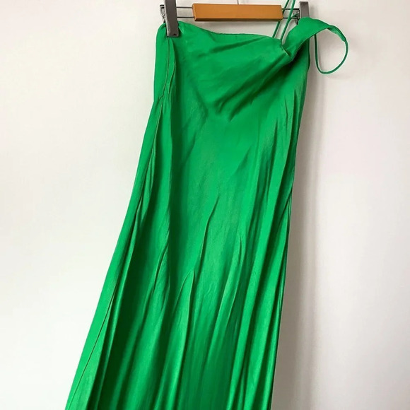 MANGO Asymmetrical Satin Effect One Shoulder Long Dress Green Size Small - Picture 13 of 16